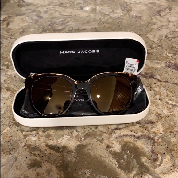 Marc Jacobs Oversized Tortoiseshell Sunglasses | Brown Gradient | NWT - Picture 3 of 4